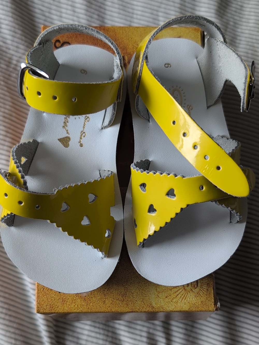 Sun-San Salt Water Sandals SWEETHEART US6/EU22 in Yellow